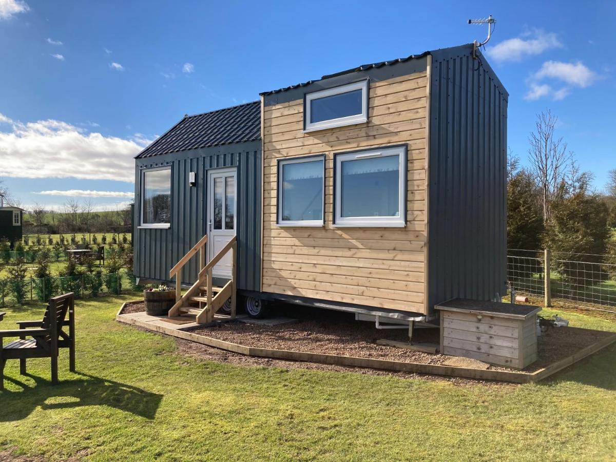 Вилла The Cedar Tiny House Coldingham Экстерьер фото