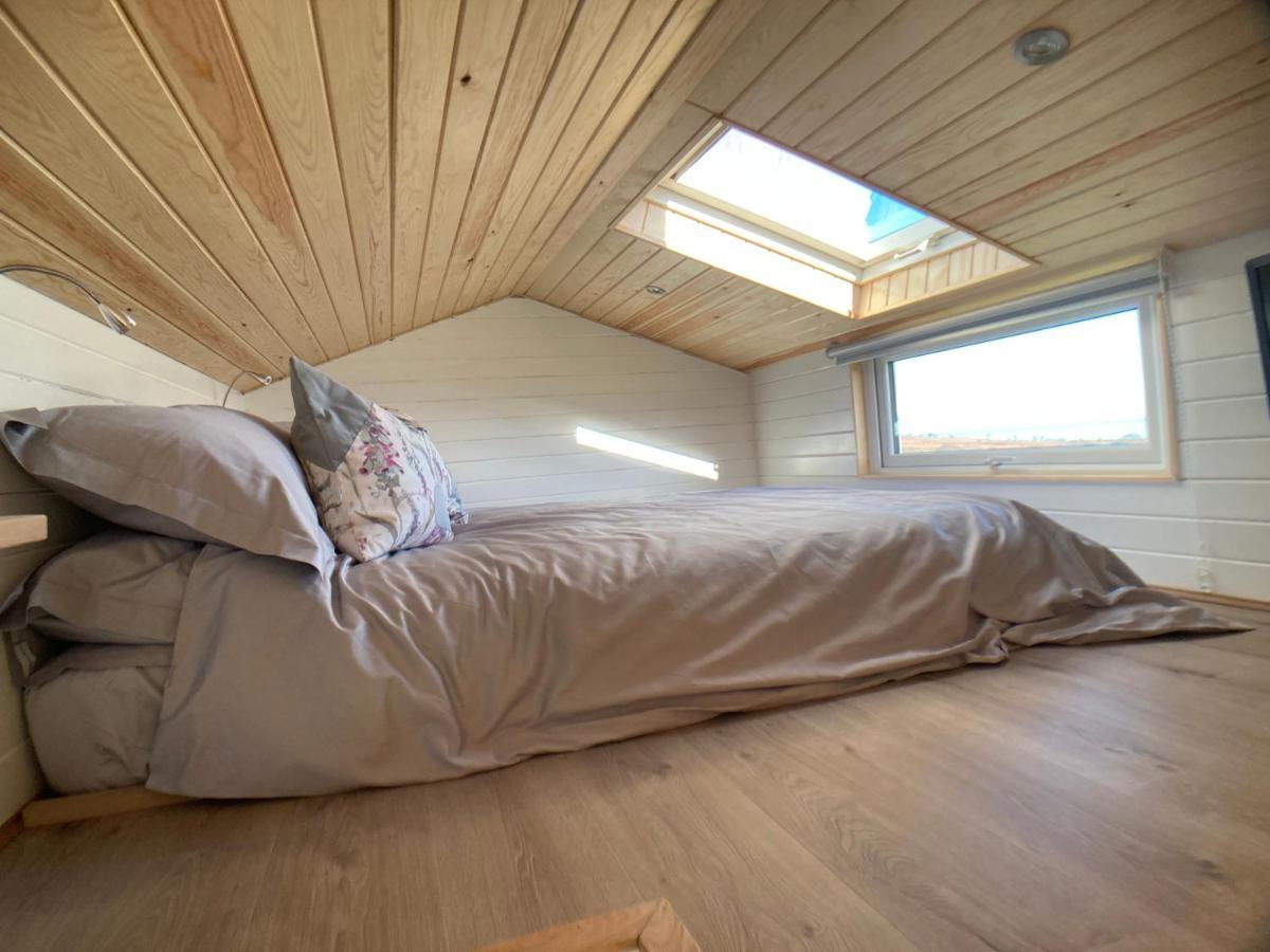 Вилла The Cedar Tiny House Coldingham Экстерьер фото