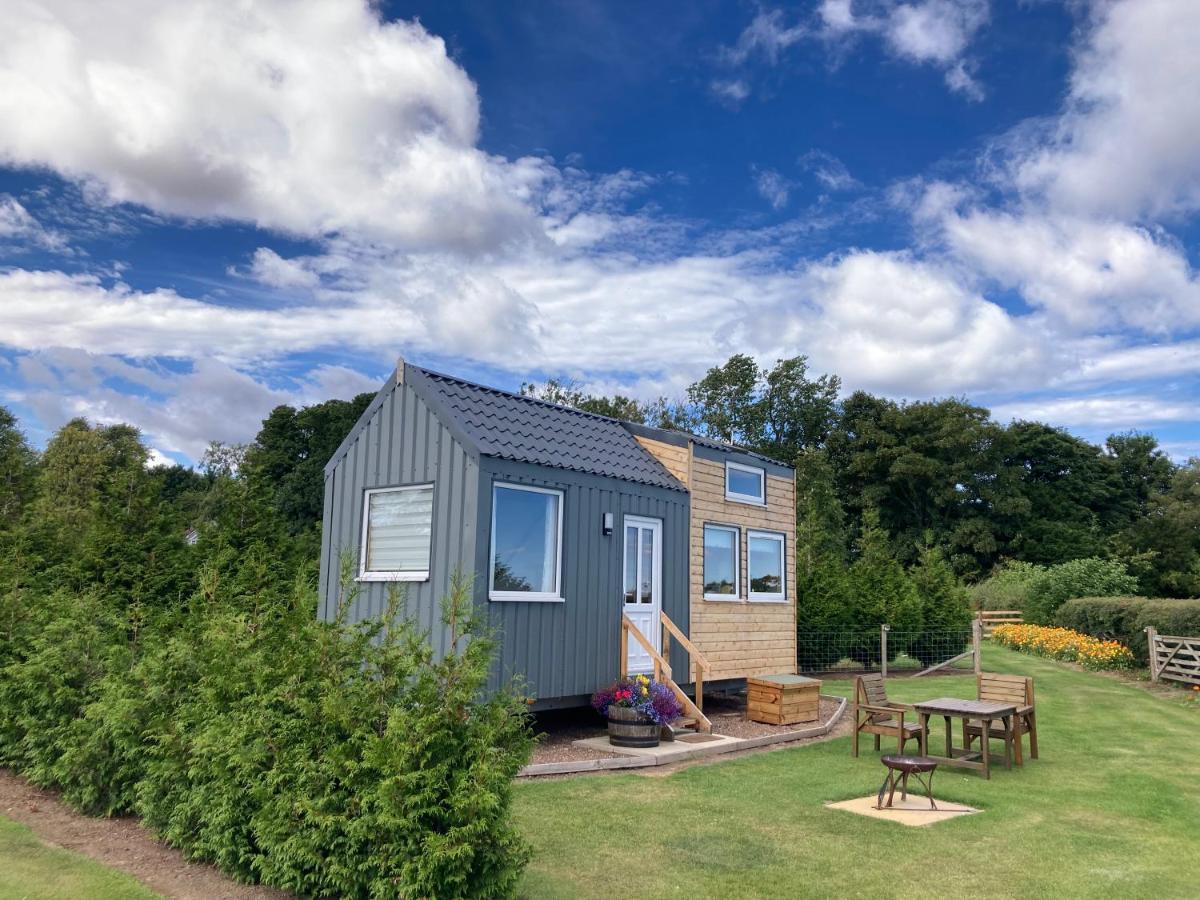 Вилла The Cedar Tiny House Coldingham Экстерьер фото